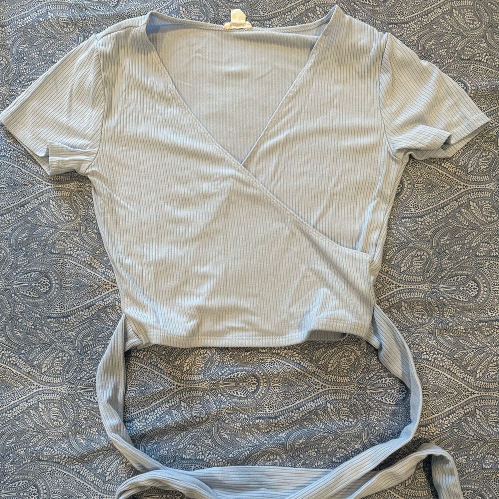 Baby Blue Garage Top